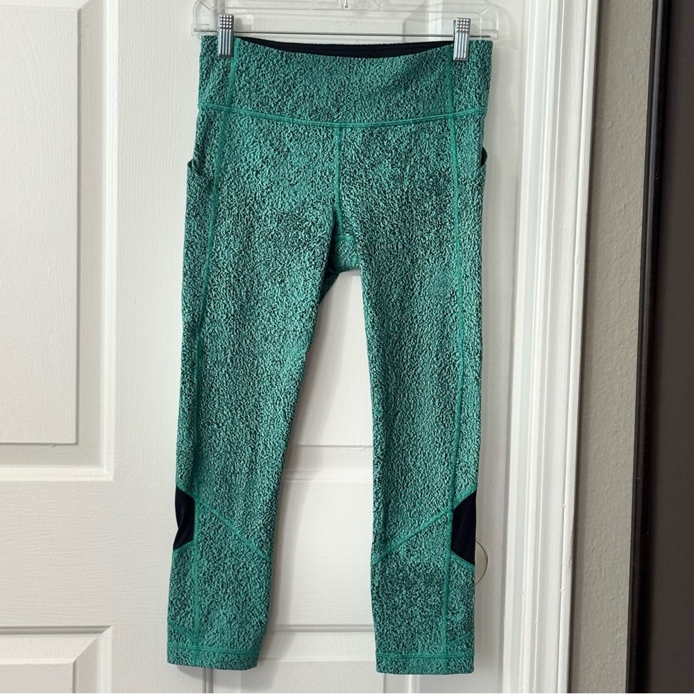 Lululemon Black Long Sleeve Top and Green Patterned Leggings - Picture 3 of 6